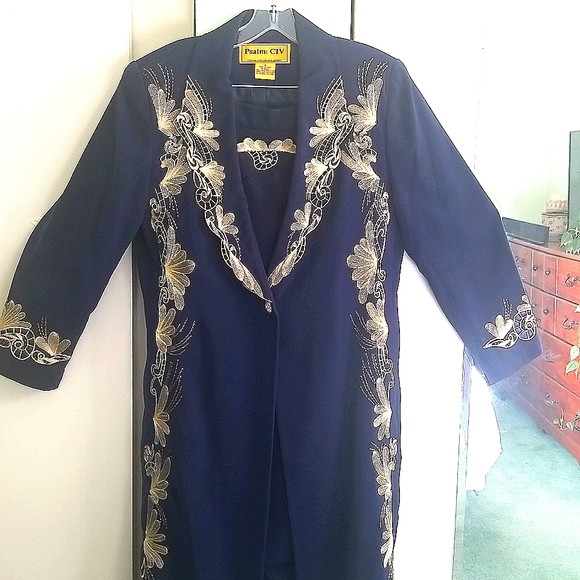 Dresses & Skirts - Skirt set